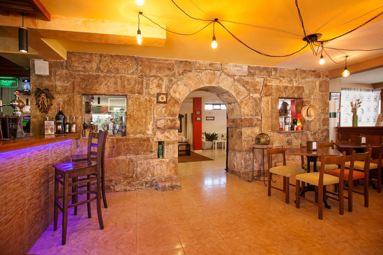 Hotel El Refugio 3 Estrellas Cobreces Bagian luar foto